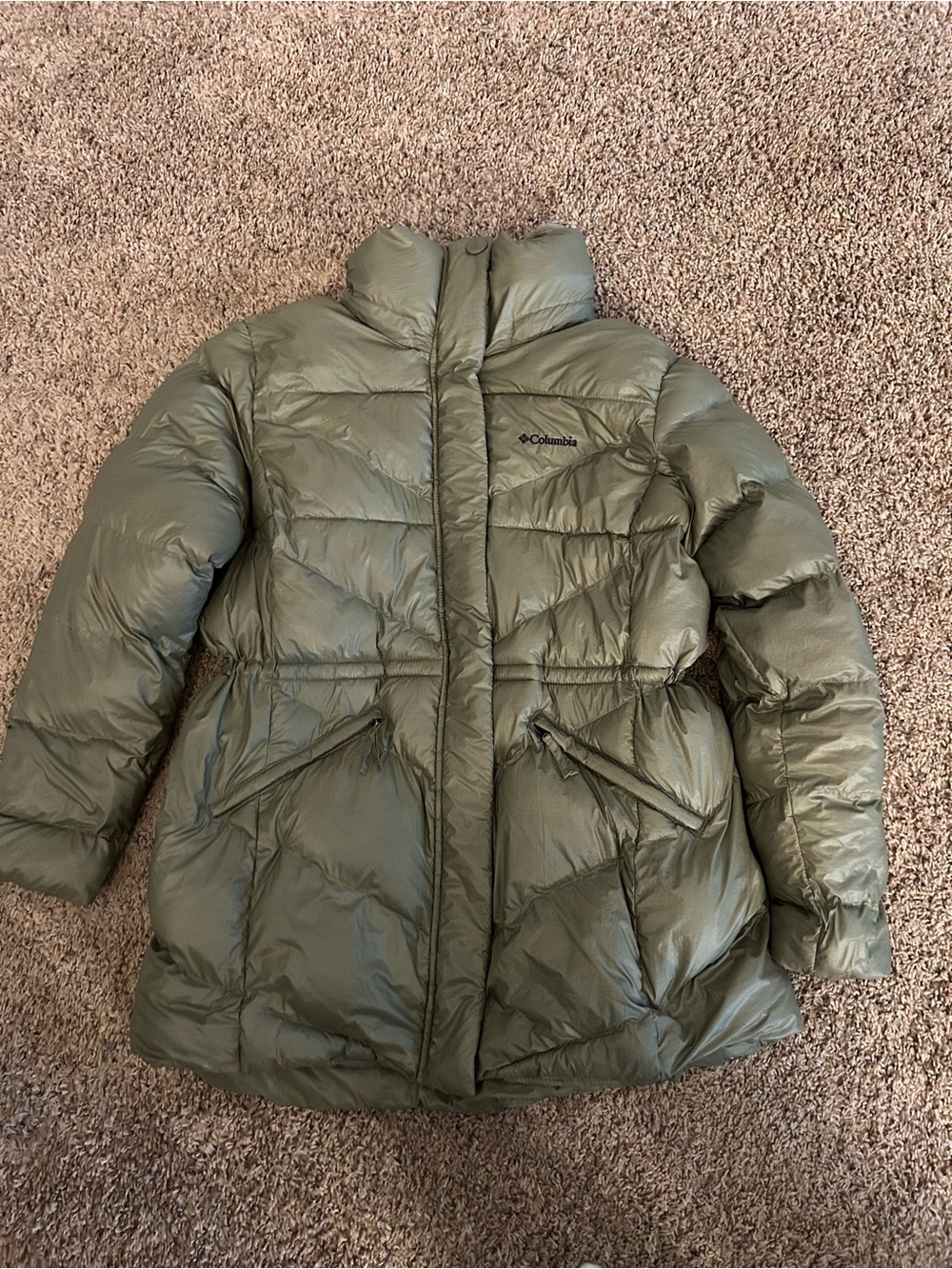 Women’s 2XL Columbia long puffer jacket green